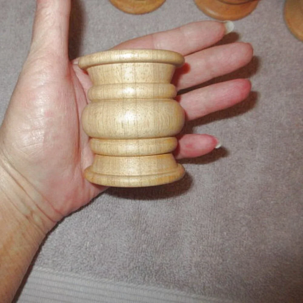 Vtg Hand Carved Wood Napkin Rings Set Of 4 Country Farmhouse MCM Rustic NEW